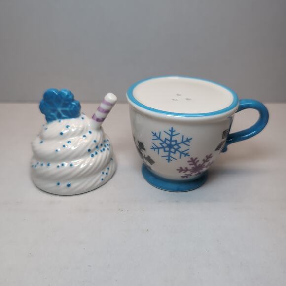 Temp-tations Seasonal Snowflakes 2 Piece Stacking Salt Pepper Shakers White Mug - Picture 3 of 8